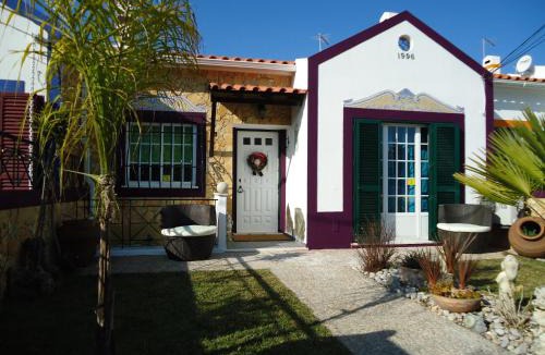 Castelo House | Casa da Ribeira (Sesimbra)