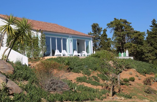 Castelo House | CASA DA VISTA - "A PARADISE"