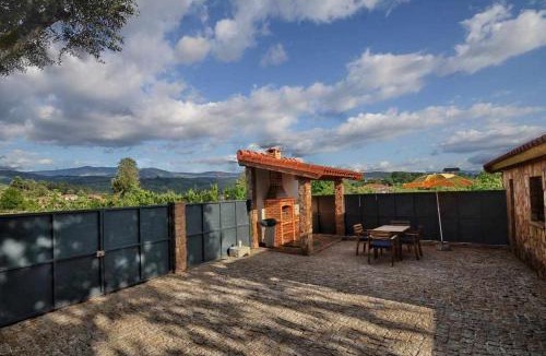 Codecoso House | Casa das Vinhas (Camélias de Basto-Turismo Rural)