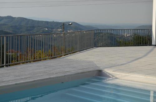 Vila Nova de Poiares House | Casa de Campo de SOUTELO