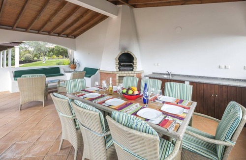 Colinas Verdes Villa | Casa de Colinas - Four Bedroom Villa, Sleeps 8