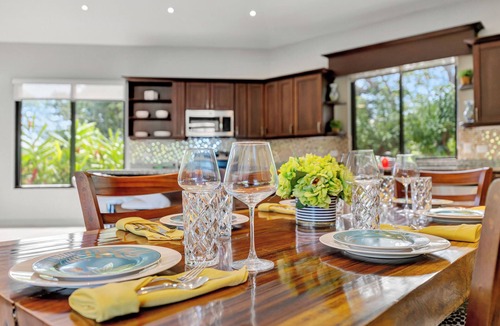 Coco House | Casa de la Reina Luxury 3-Bedroom Ocean View Home in Playas del Coco