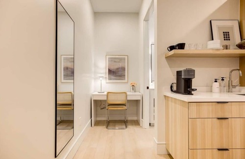 Santa Barbara Apartment | Casa De La Vina Studio 8