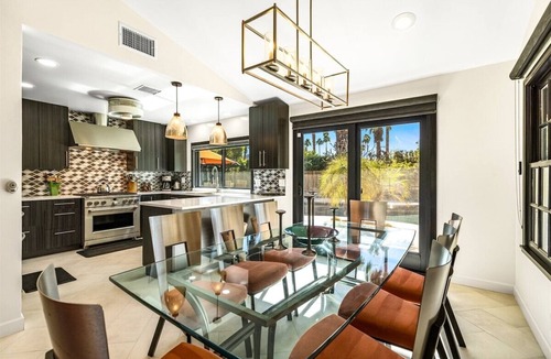 Tahquitz River Estates House | Casa de Las Puertas – Palm Springs Oasis with Pool, Spa, Fire Pit & Mountain Views