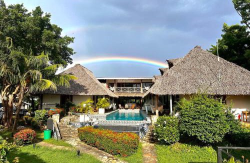 Lomas de Palermo Hostel | Casa de Olas - Eco Rustic Hostel