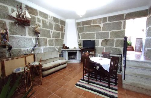 Sao Tiaguinho House | Casa do Canastro