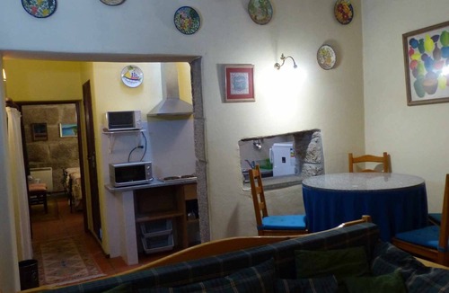 Gouveia Apartment | CASA DO CASEIRO - 4 PAX