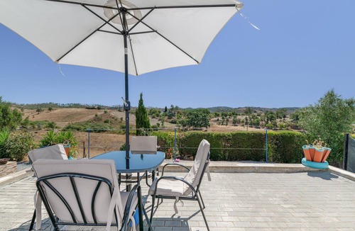 Odemira Cottage | Casa do Celeiro: Mountain View, Shared Pool & Wi-Fi