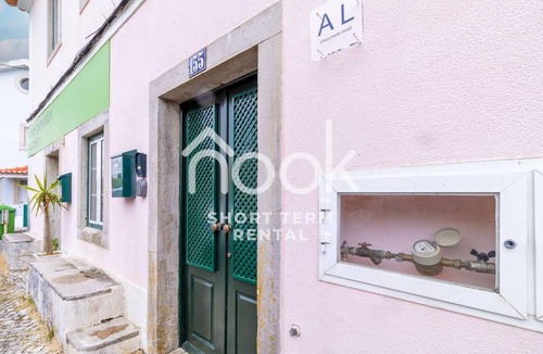 Linho Apartment | Casa do Linhó By Nook