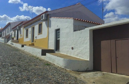 Moura Cottage | Casa dos Bispos - Casas do Ardila