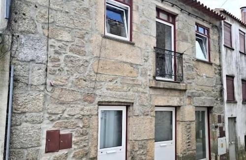 Guarda Apartment | Casa dos Passos 2