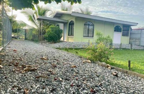Rio Claro House | Casa El Jardín