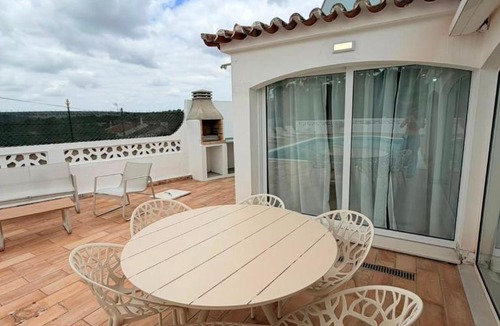 Santo Estevao House | Casa Holanda
