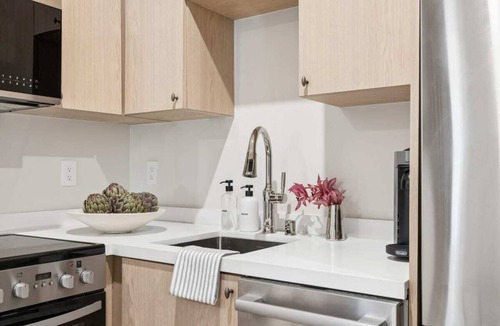 Oak Park Apartment | Casa Iglesia Apartment 201