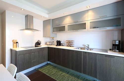 Nazare Apartment | Casa Léalys Nazaré, spacious apartment in the Sitio district of Nazaré