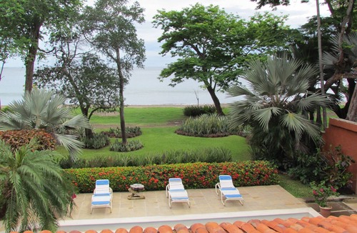 Playa Hermosa House | Casa Luarca. Beach front villa with private pool surrounded by tropical gardens