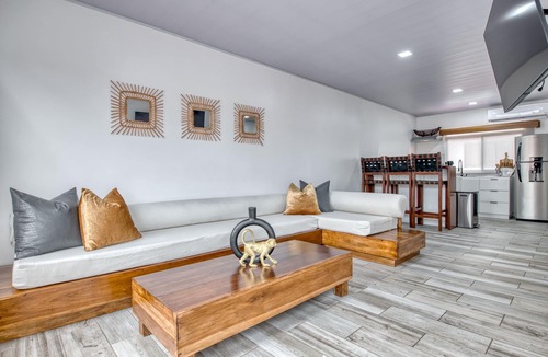 Santa Lucia House | Casa Razas III - A Suite Retreat for Four