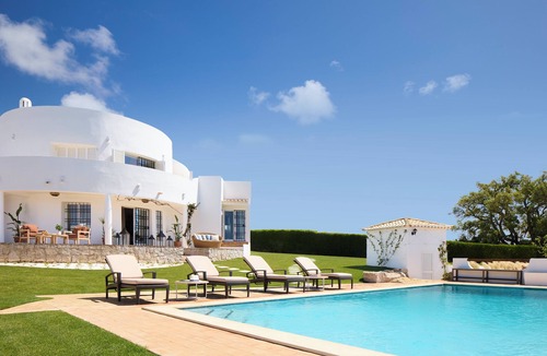 Gale Villa | Casa Rosa dos Ventos