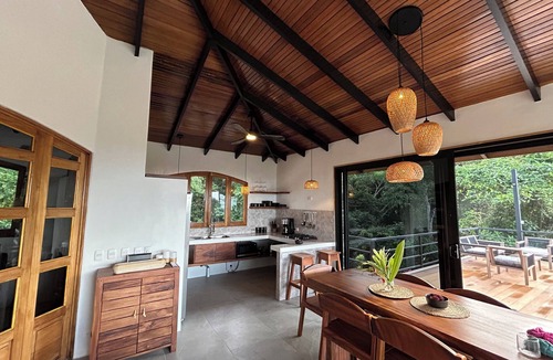 Ballena Villa | Casa Selvatica Wildlife & Happiness