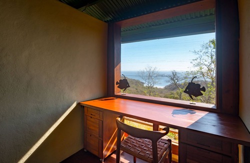 San Juan del Sur Villa | Casa Tranquila- 4bdrm, private pool, fibre optic and ocean views in the jungle