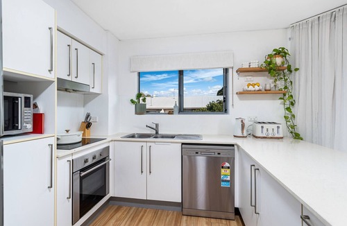 Labrador Apartment | Casablanca By Khove S