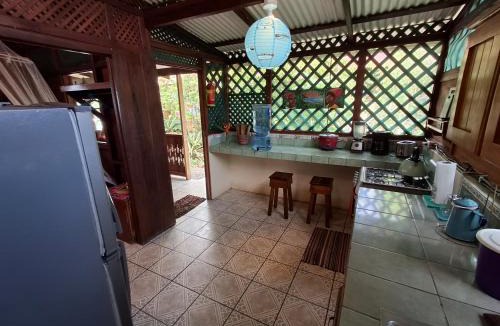 Manzanillo House | Casas Del Mar
