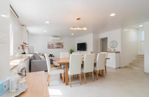 Seia House | Casas Madalena