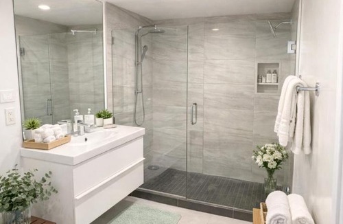 University Heights Apartment | CasaViva Loft - Modern 2BR with Garage Parking, In-Unit Washer Dryer & ADA Access - Walk to Hillcrest, 5 Min to Gaslamp & North Park