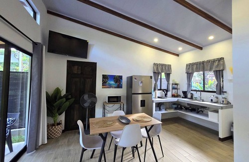 Puerto Viejo de Talamanca Apartment | Casita Kakò– Your Caribbean Hideaway in Playa Negra