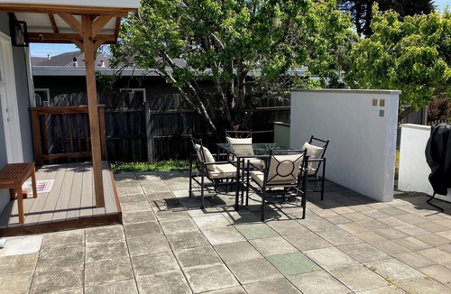 El Granada House | Casita Huerta-5 minute walk to beaches, restaurants, Mavericks House and trails.