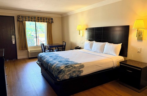 Castaic Hotel | Castaic Inn Near Six Flags Magic Mountain