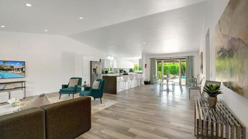 Racquet Club West House | Catalina by AvantStay