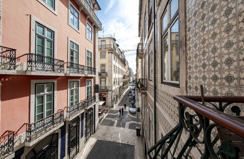 Baixa Apartment | Central Apartment 2BR/2BA | Balcony | Lift in Baixa