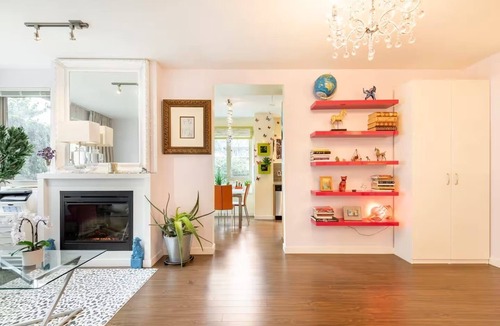 Central Lonsdale House | Central & Quiet 2BR Townhome | Private Patio | Gym