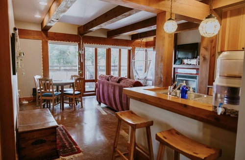 Ucluelet Condo | Central ukee ocean view condo
