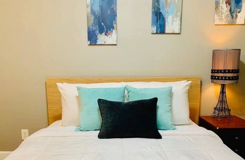 Cortez Hill Apartment | Chadwick 104 · Located near everything | Fast Wi-Fi | Cozy!