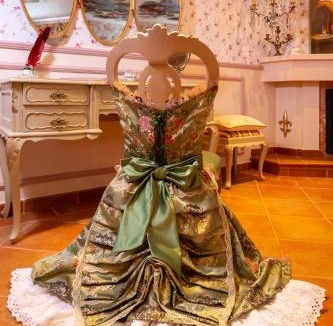 Calhandriz Bed & Breakfast | Chambre Romantique "La Pompadour" - La Vénus de Lisbonne