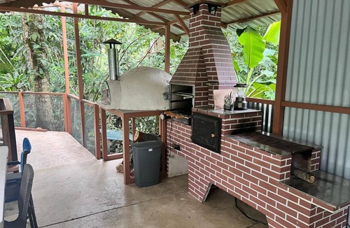 Chiguata House | Charming 2 bedroom house with fiber optic in cocles Puerto Viejo de Talamanca