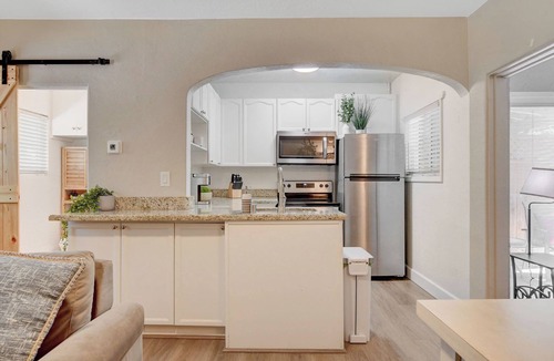 Las Vegas Apartment | Charming 1-bedroom bungalow-longer stays available