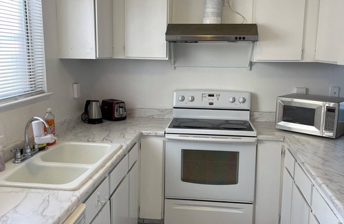 Las Vegas Condo | Charming 2-bedroom condo with WiFi, AC in wonderful Las Vegas
