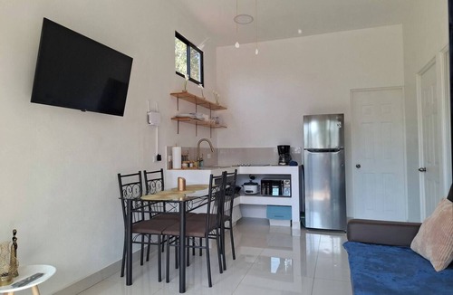 Rio Seco House | Charming 2-bedroom house with WiFi, AC in soothing Tempate.