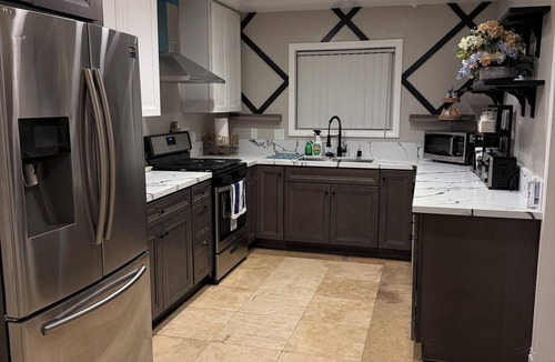 Lemon Grove House | Charming 2-bedroom house with WiFi, AC home