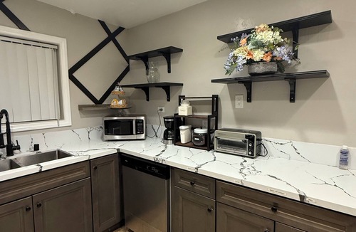 Lemon Grove House | Charming 2-bedroom house with WiFi, AC home