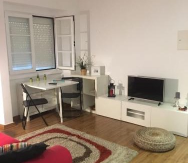 Alvalade Apartment | Charming Apartment to feel Lisbon