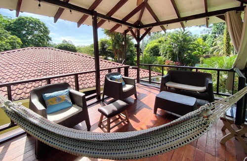 Cahuita Cottage | Charming bungalow in delightful Limón Province perfect for your getaway