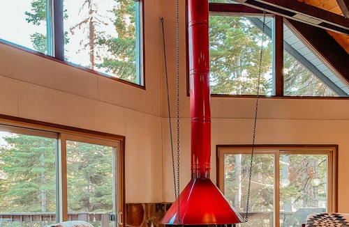 McKinney Estates House | Charming cabin in the heart of Homewood Tahoe backing to national forest!