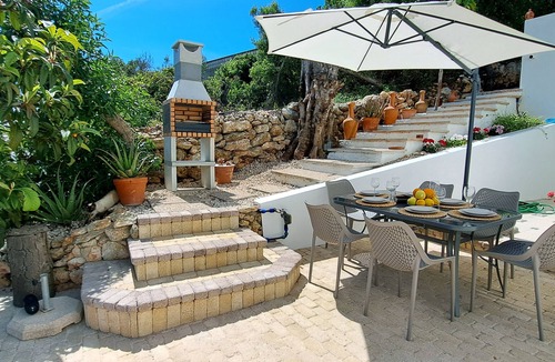 Mato Serrao Villa | Charming Carvoeiro villa with private pool, sea view and walk to the beach.