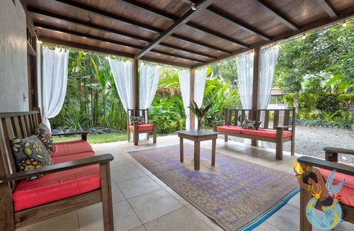 Puerto Viejo de Talamanca Ski Chalet | Charming Casa Selah with FiberOp near the Beach!