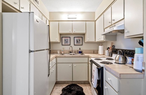 Wickenburg Condo | Charming Condo in Downtown Wickenburg - Walk to Events, Shopping and Dining