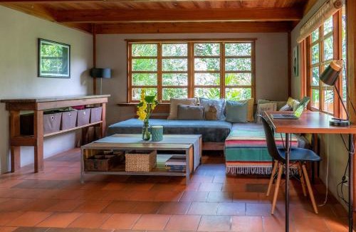 Canaan House | Charming Cosy Chirripó Mountain Riverfront Cottage